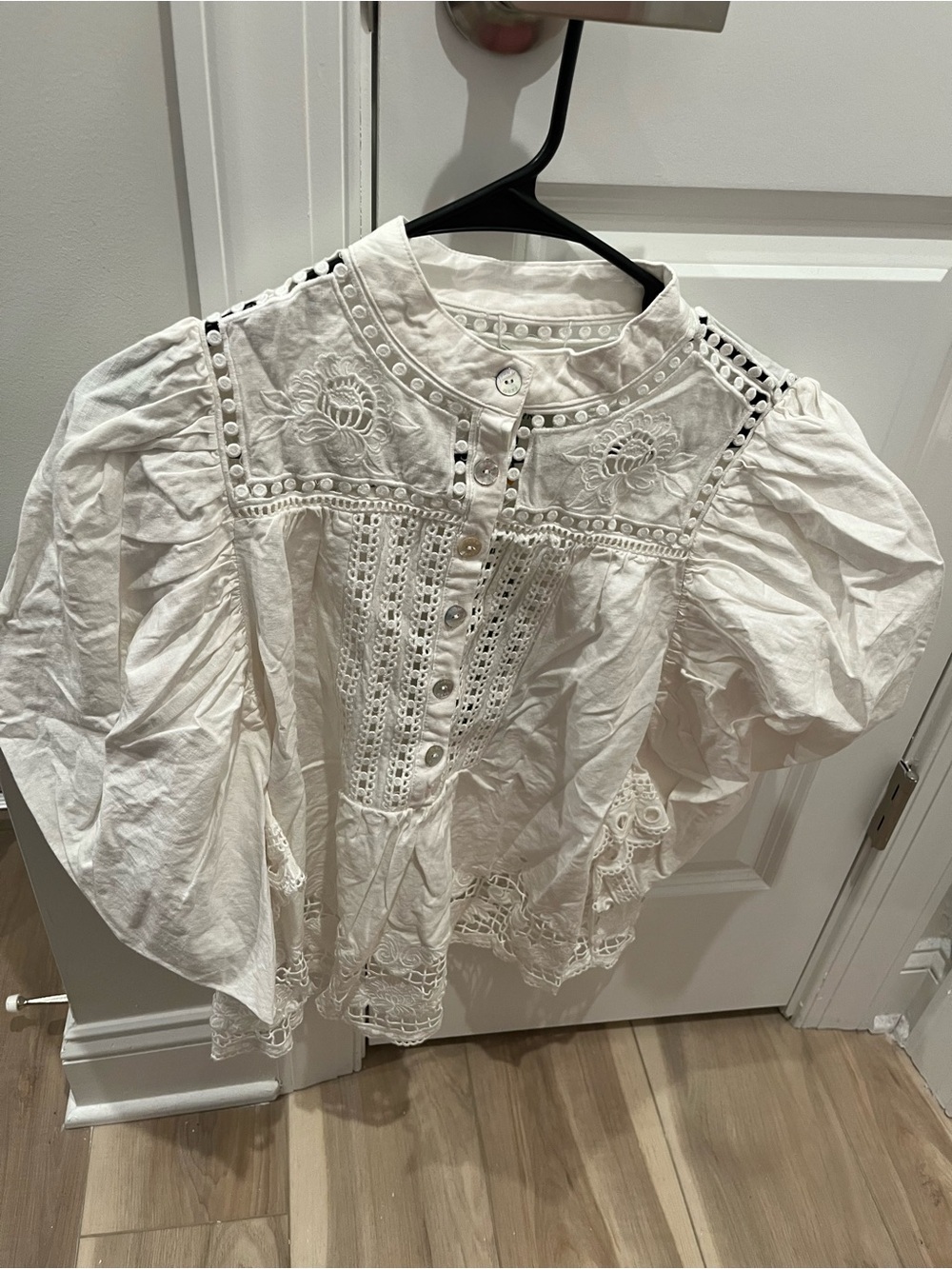 NWT FARM RIO Women's Romantic Richelieu Blouse Off White S - Picture 2 of 4